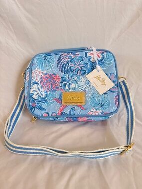 NWT Lilly Pulitzer Lunchbox with strap